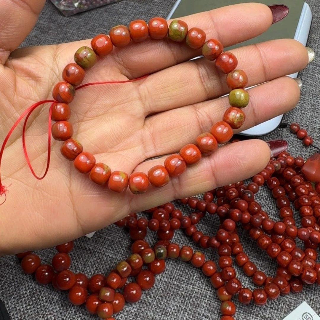 南红玛瑙未镶嵌手链