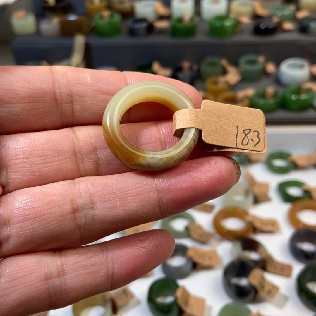 和田玉（糖玉）未镶嵌戒指