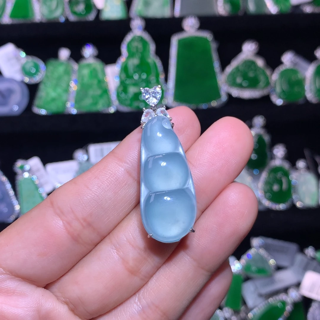 【闪购商品】颈饰银S925镶嵌翡翠