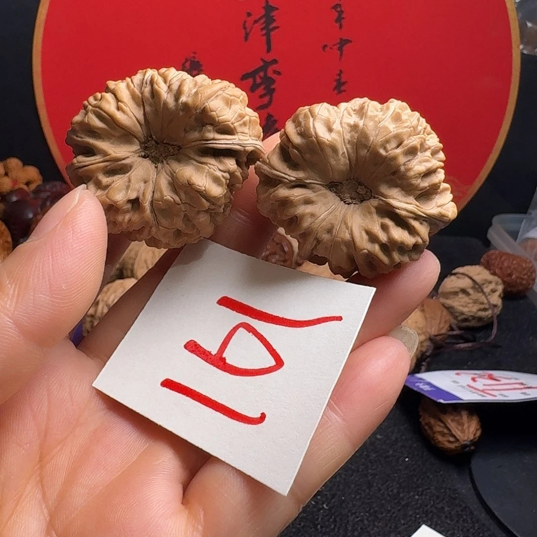 M***）文玩核桃把件门墩