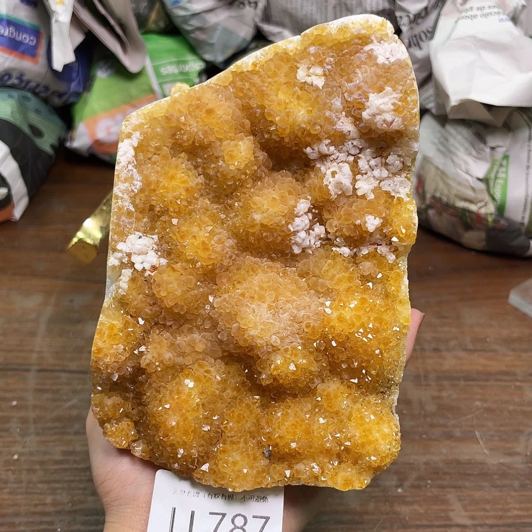 未镶嵌水晶大型摆件（非配饰）