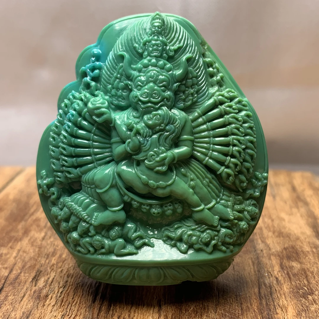 天然原矿瓷釉级精品绿松石大威德金刚挂坠