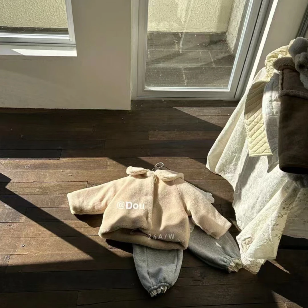 DW米色毛毛加棉外套DW1292