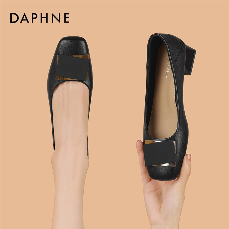 达芙妮单鞋女鞋中跟2025新款春秋法式气质方扣浅口真皮粗跟高跟鞋
