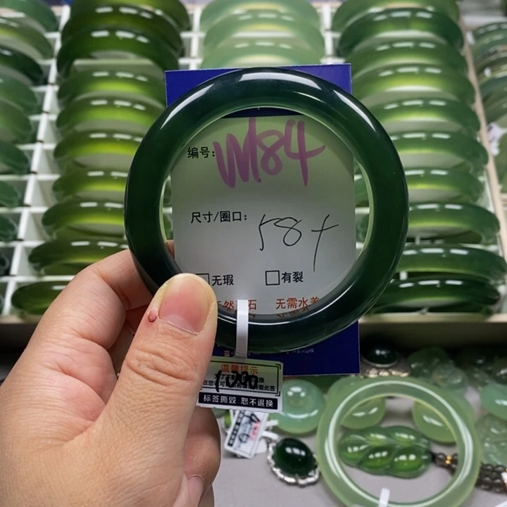 蛇纹石玉未镶嵌手镯蜜***派