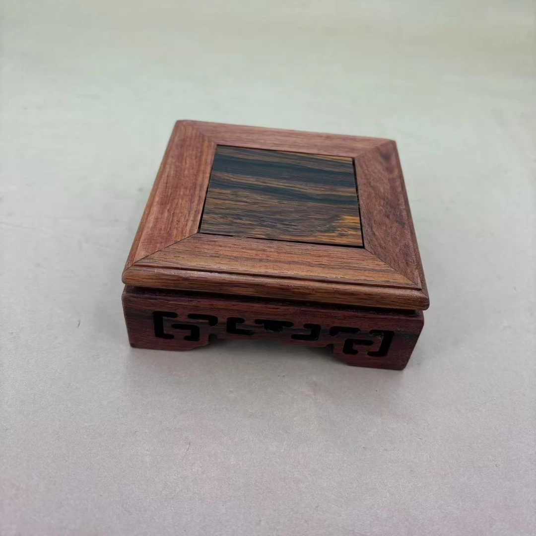 HSZ 回纹正方底座直径10高4  XL3028