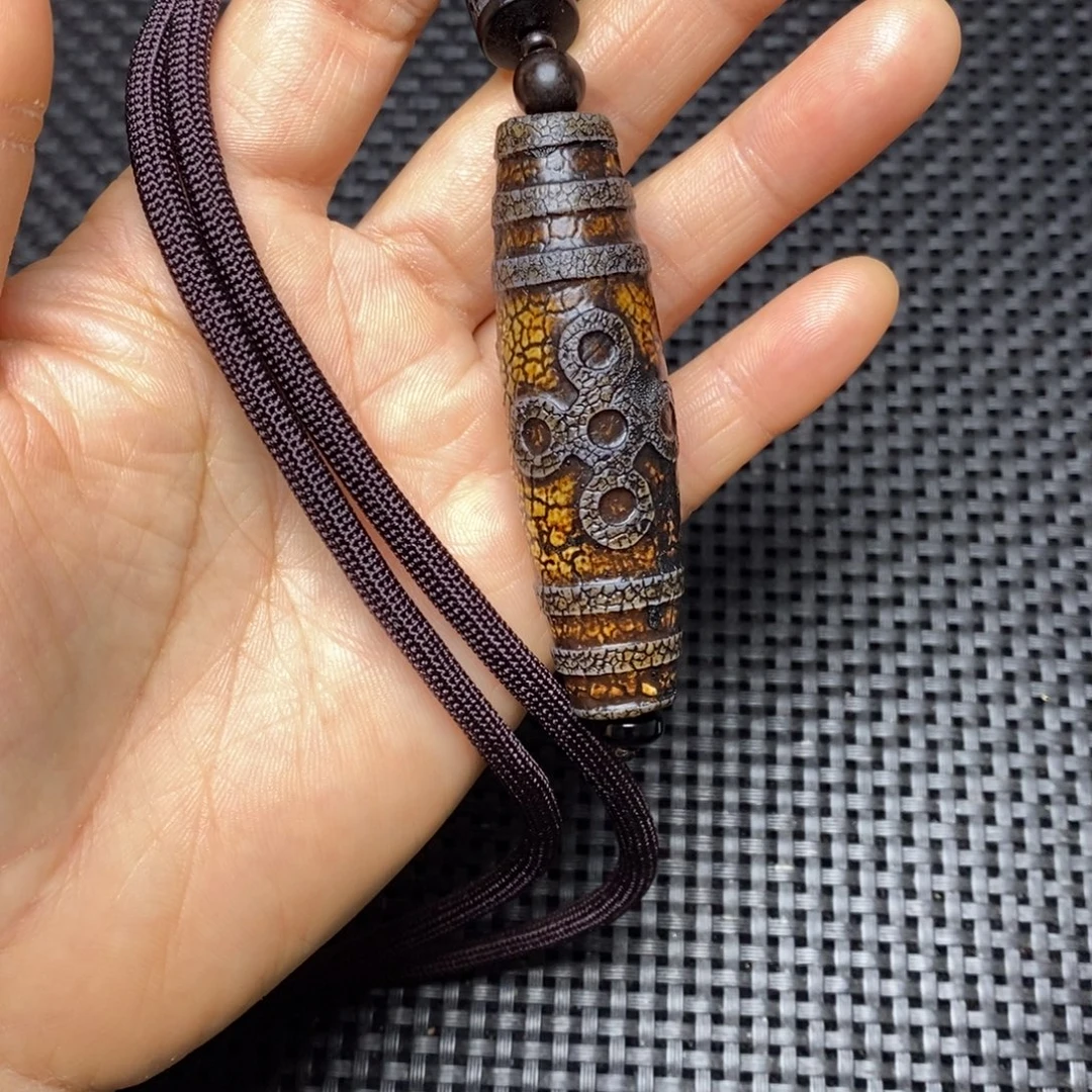 乌***人玛瑙/玉髓未镶嵌手链