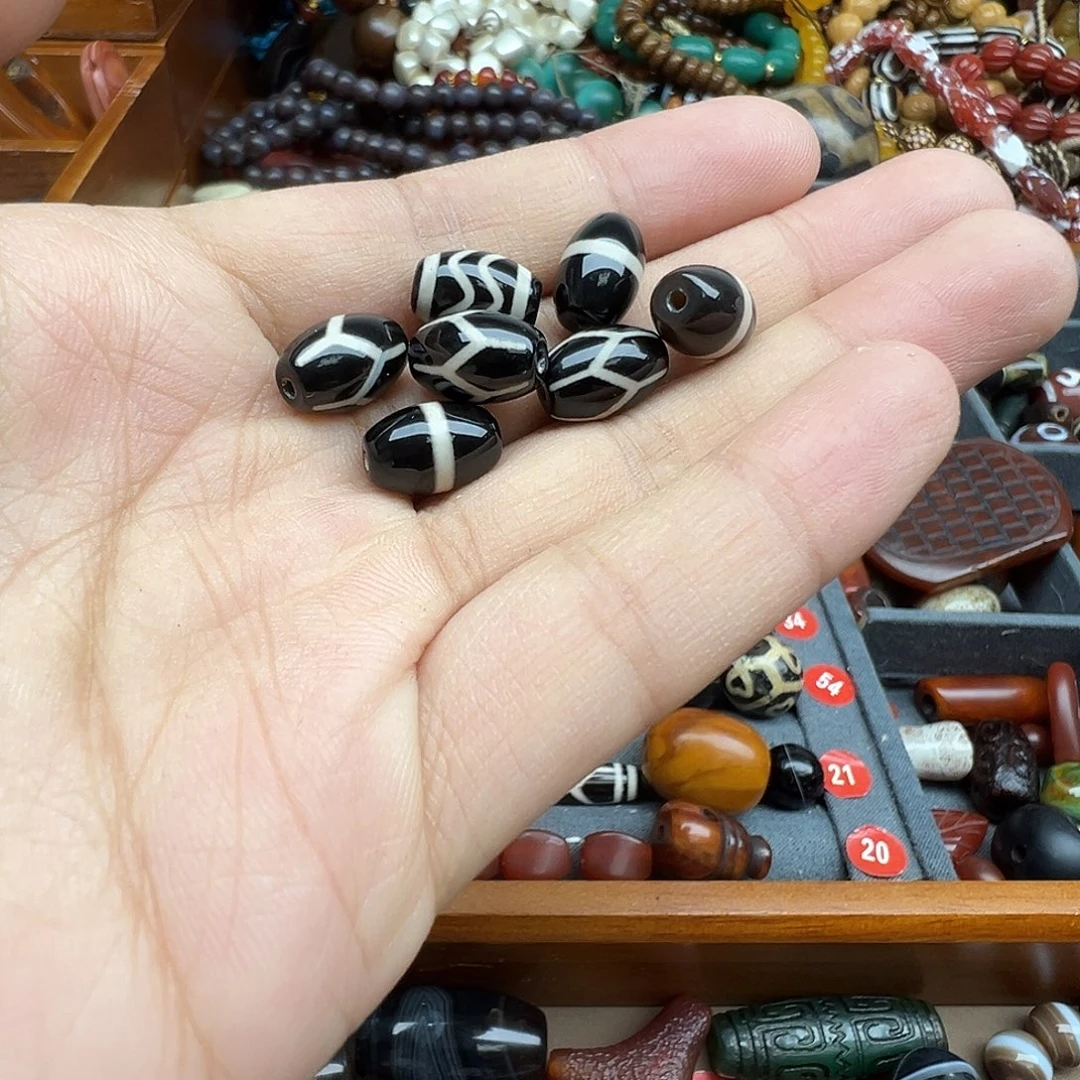 玛瑙/玉髓未镶嵌珠宝半成品