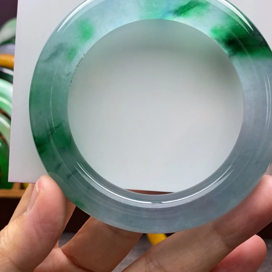 梁***星仿水晶合金高端手镯4