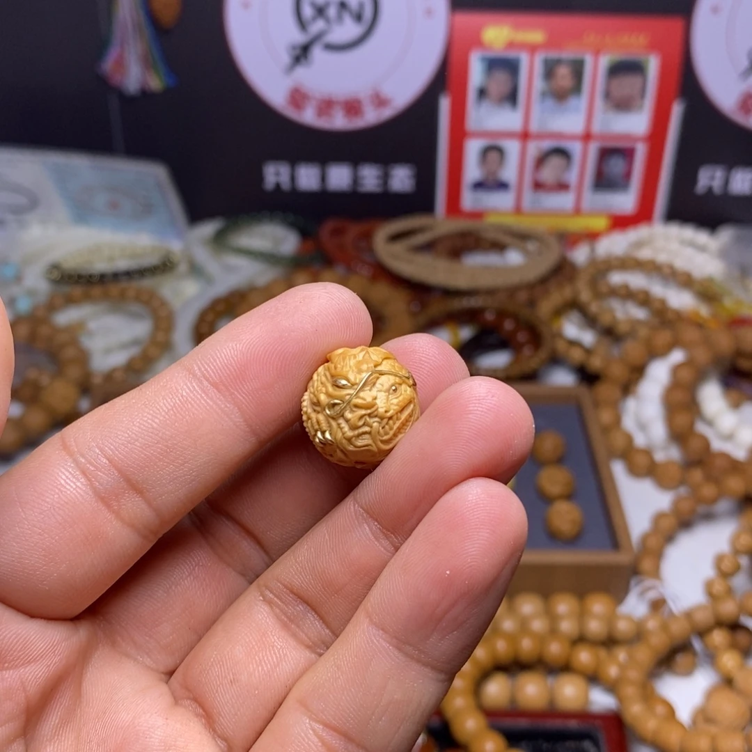鸡***神吊坠猴头核桃龙蛇之变配饰