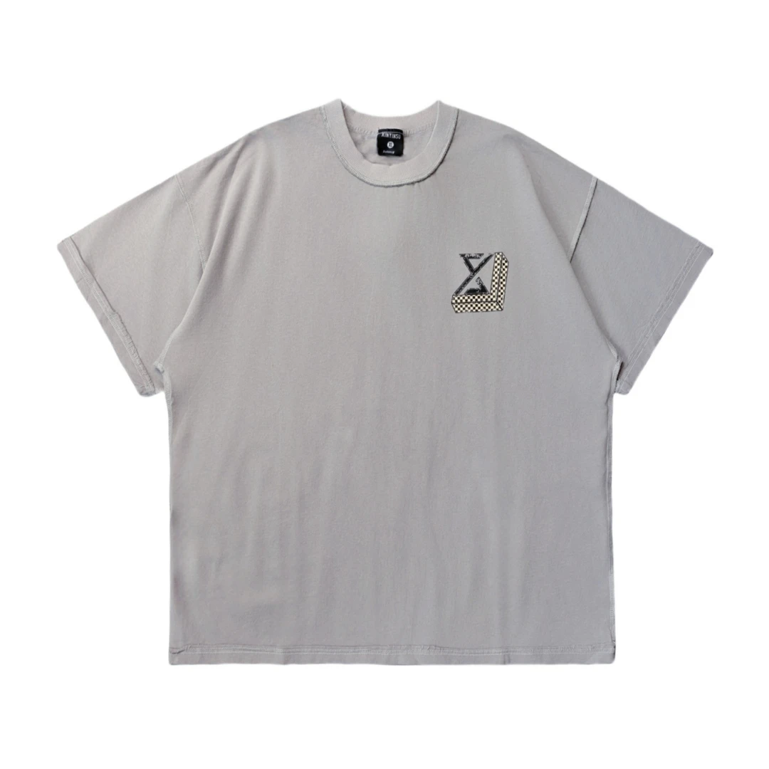 潮牌复古做旧图案反做工艺T恤时尚个性设计款复古宽松短袖T恤