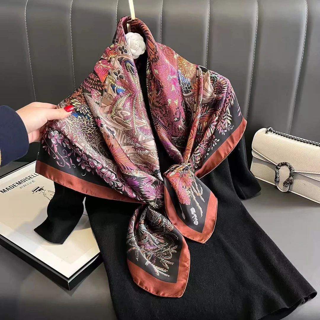 D13 秘境花园 90*90方巾