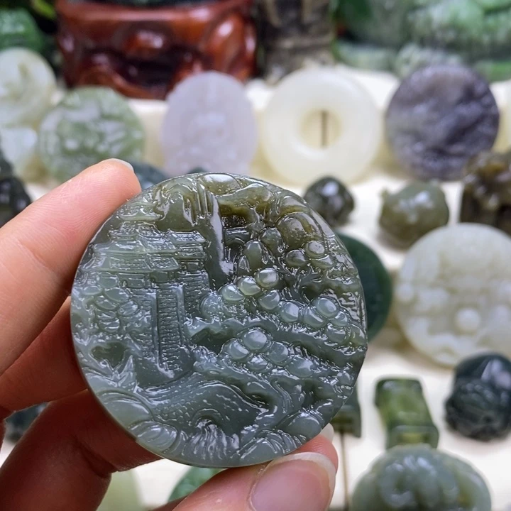 和田玉未镶嵌颈饰