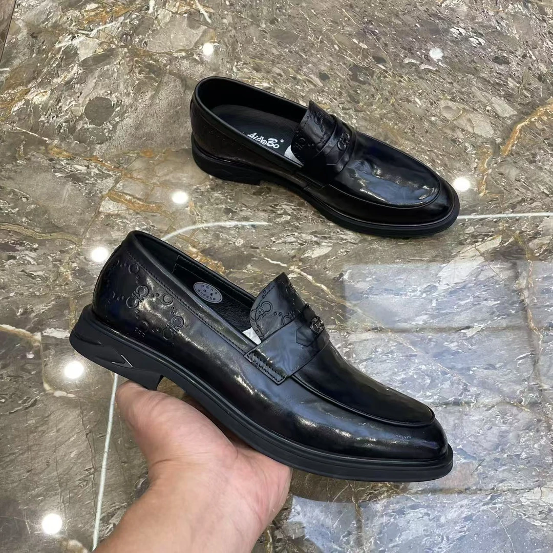 广州休闲皮鞋2025一脚蹬透气商务时尚豆豆鞋套脚百搭黑色男款3308