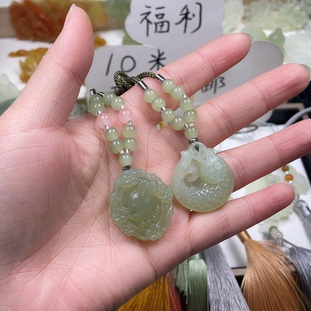 *****蛇纹石玉未镶嵌颈饰