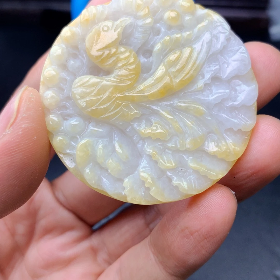 翡翠未镶嵌颈饰翡翠首饰和翡翠珠宝