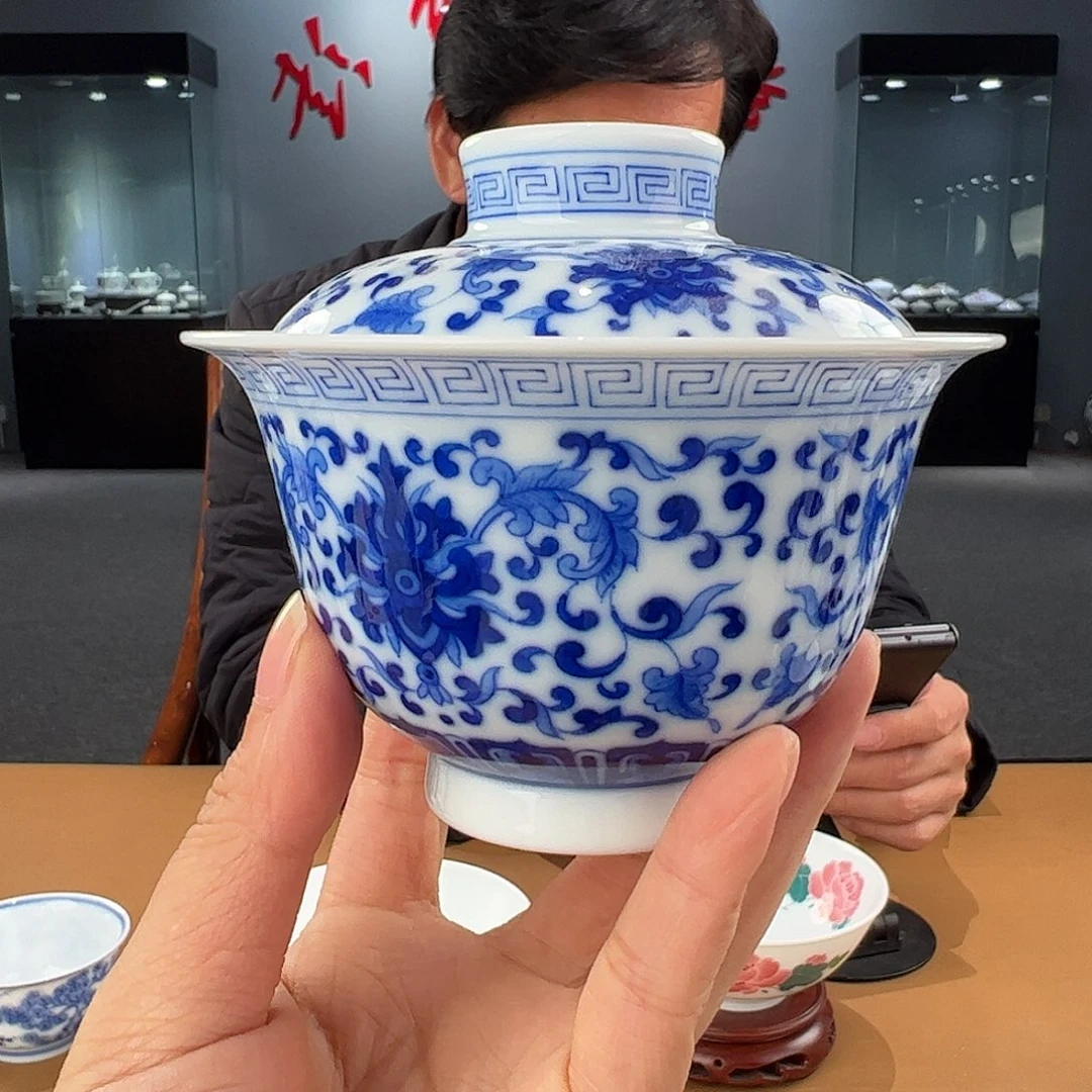 瓷柴窑青花缠枝莲盖碗