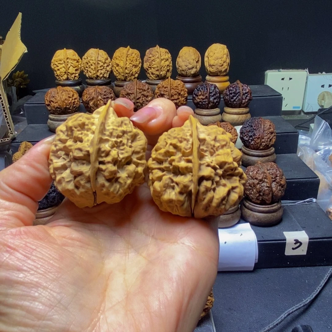 文玩核桃吊坠上古43