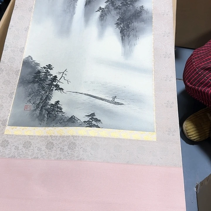 绘画家**王哈哈。