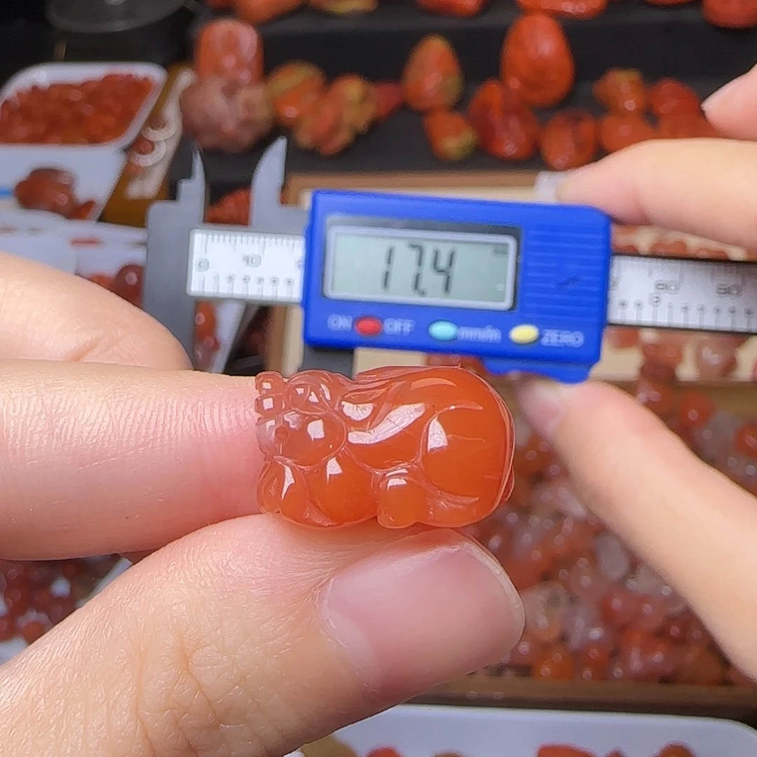 南红玛瑙未镶嵌颈饰