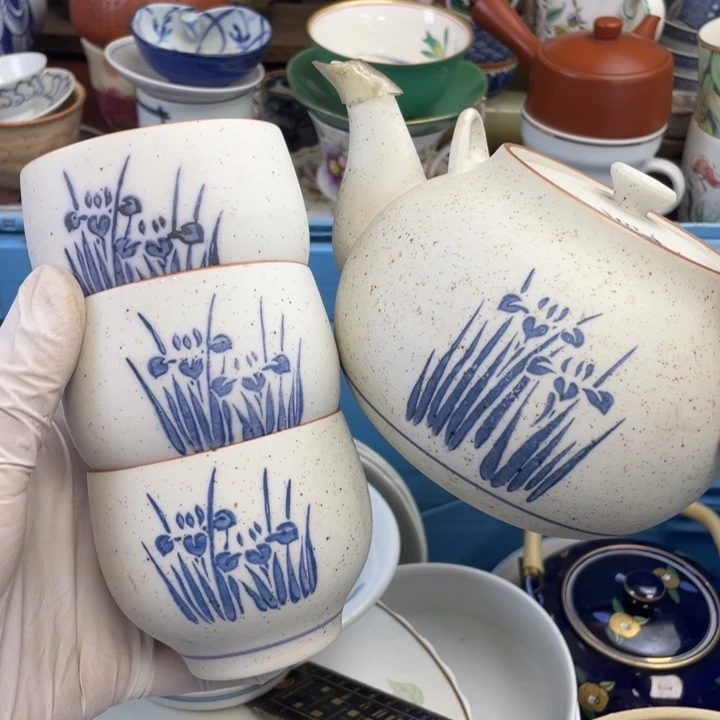 他家瓷器真美….开播了