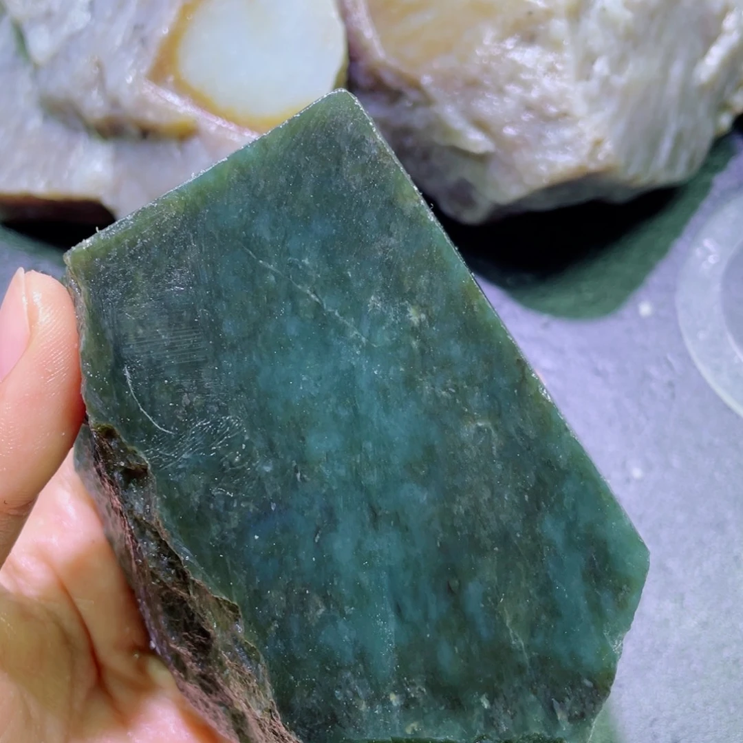 和田玉未镶嵌珠宝半成品