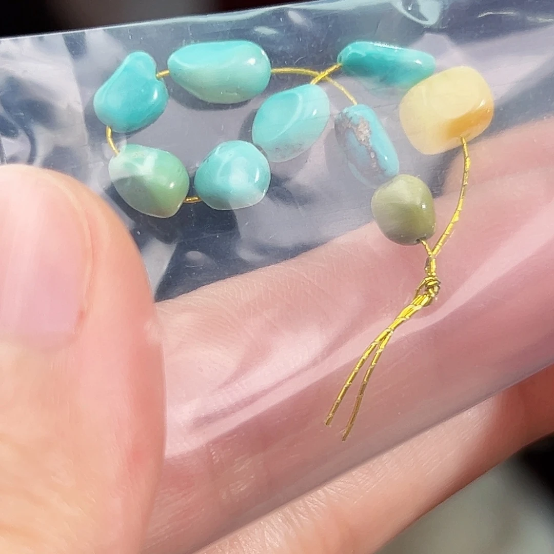 蜜蜡未镶嵌珠宝奇石