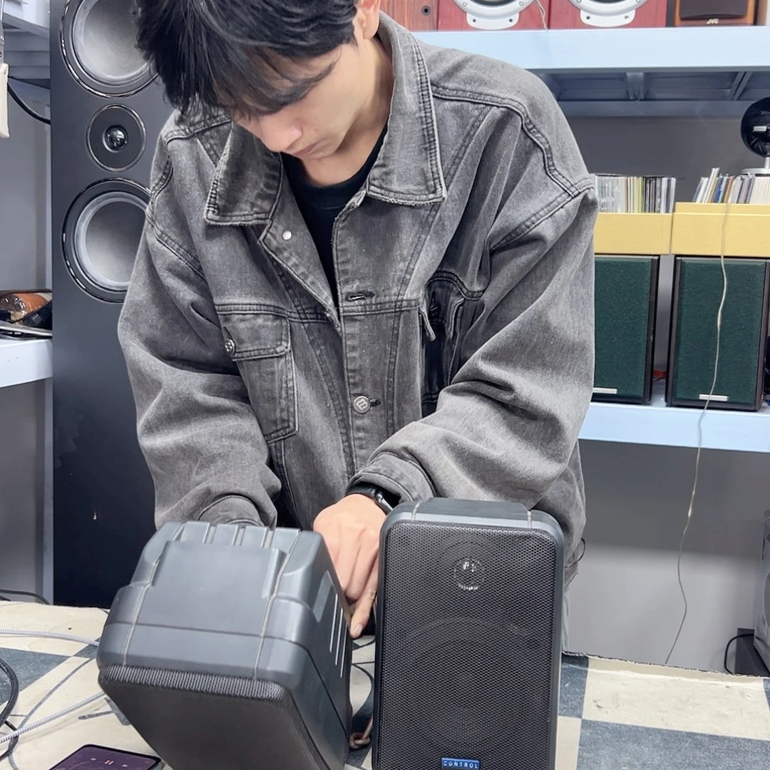 8新jbl监听一号二手不包邮