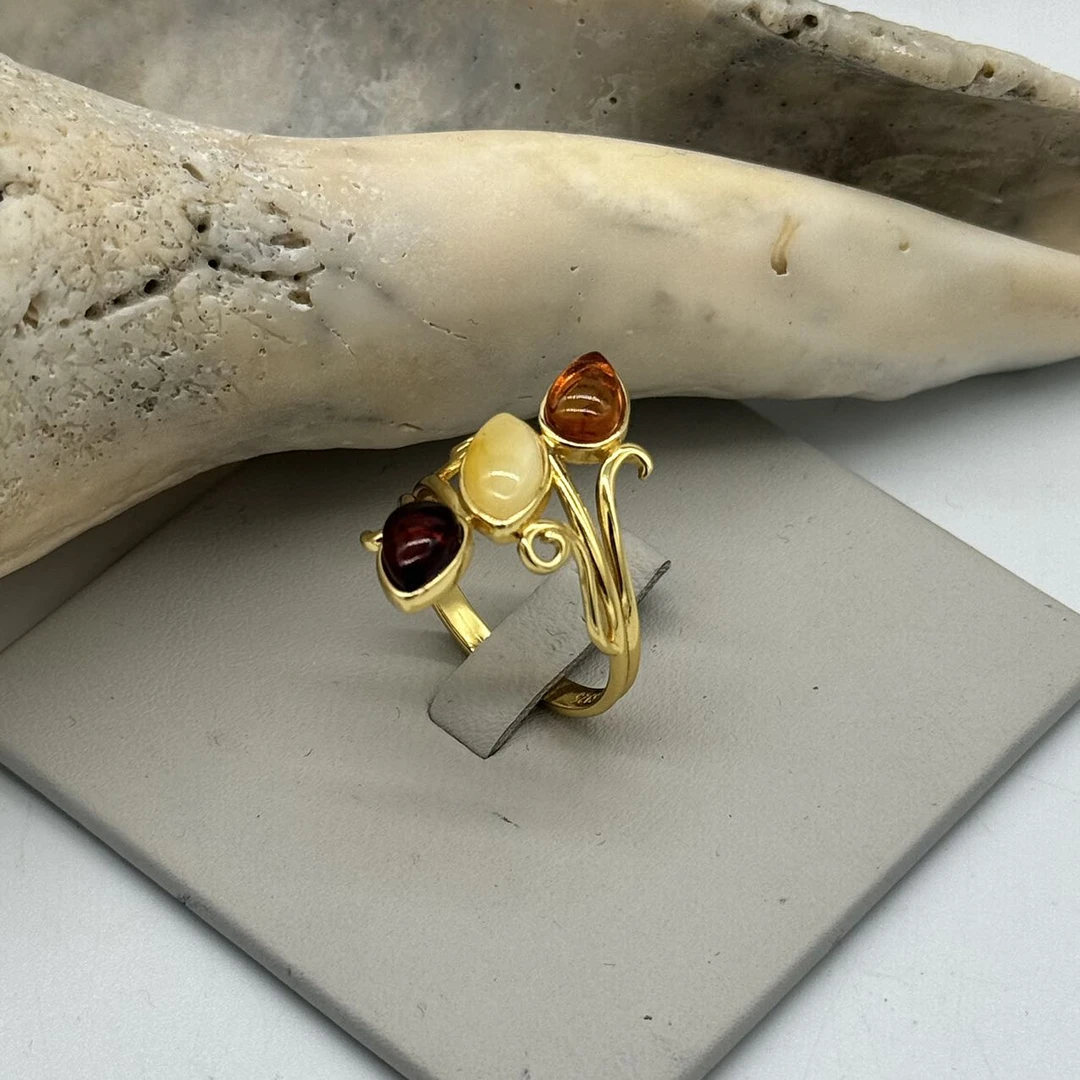 Bak Gvzal Jawayirat乔美首饰琥珀戒指