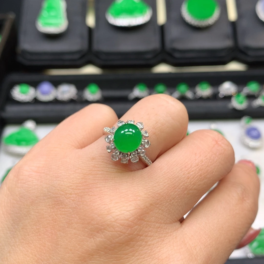 翡翠吊坠(不含链)18K金镶嵌