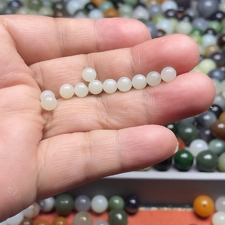 和田玉未镶嵌颈饰j****r