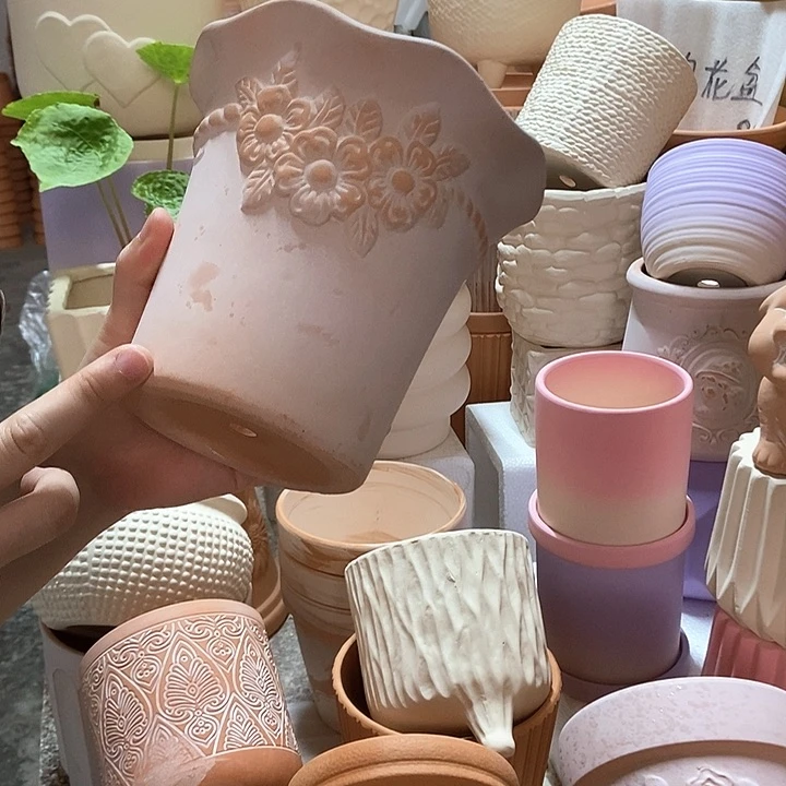 15×14雾化花边花束1个陶瓷花盆