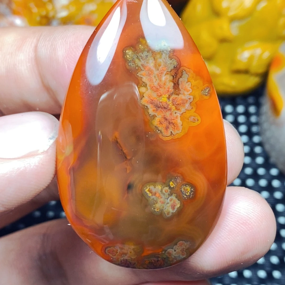 未镶嵌吊坠(不含链)玛瑙/玉髓?****?