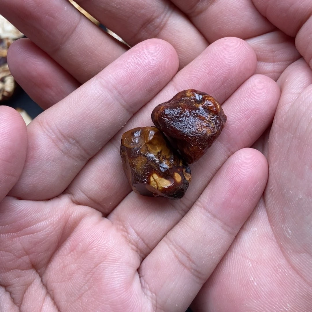 三***石定制琥珀未镶嵌定制