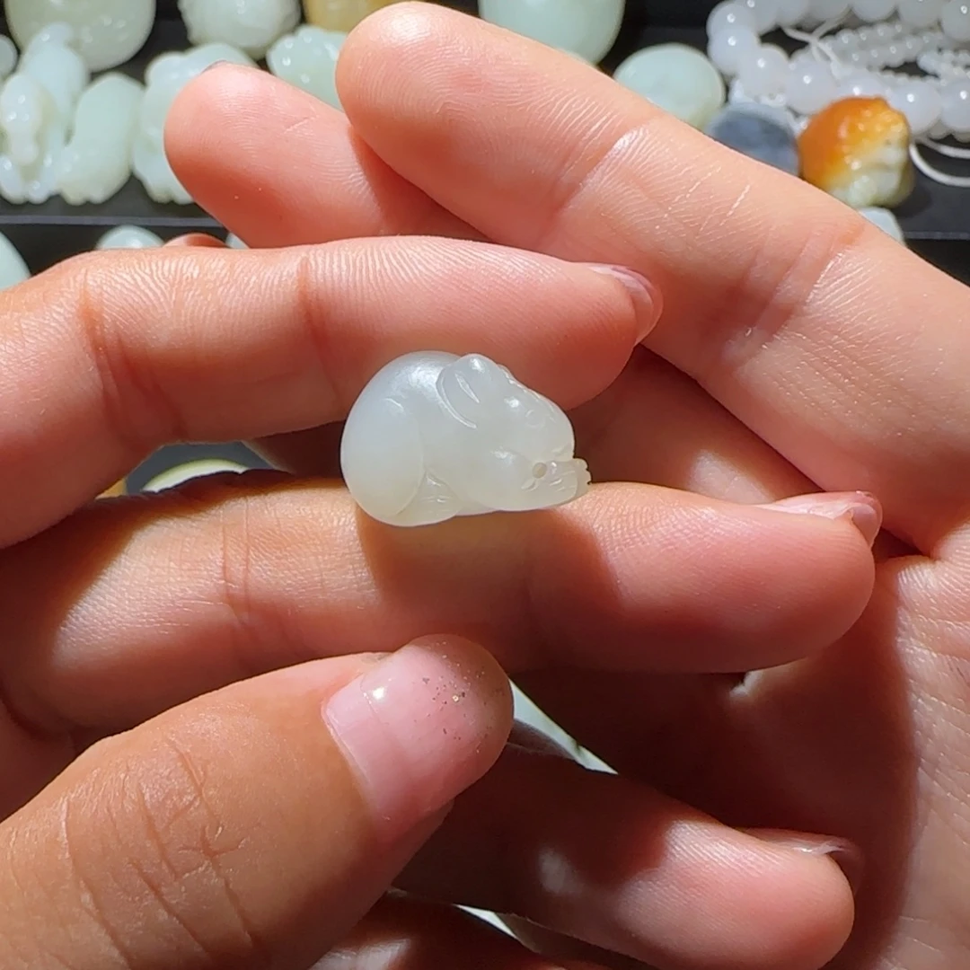 领***悟颈饰未镶嵌和田玉