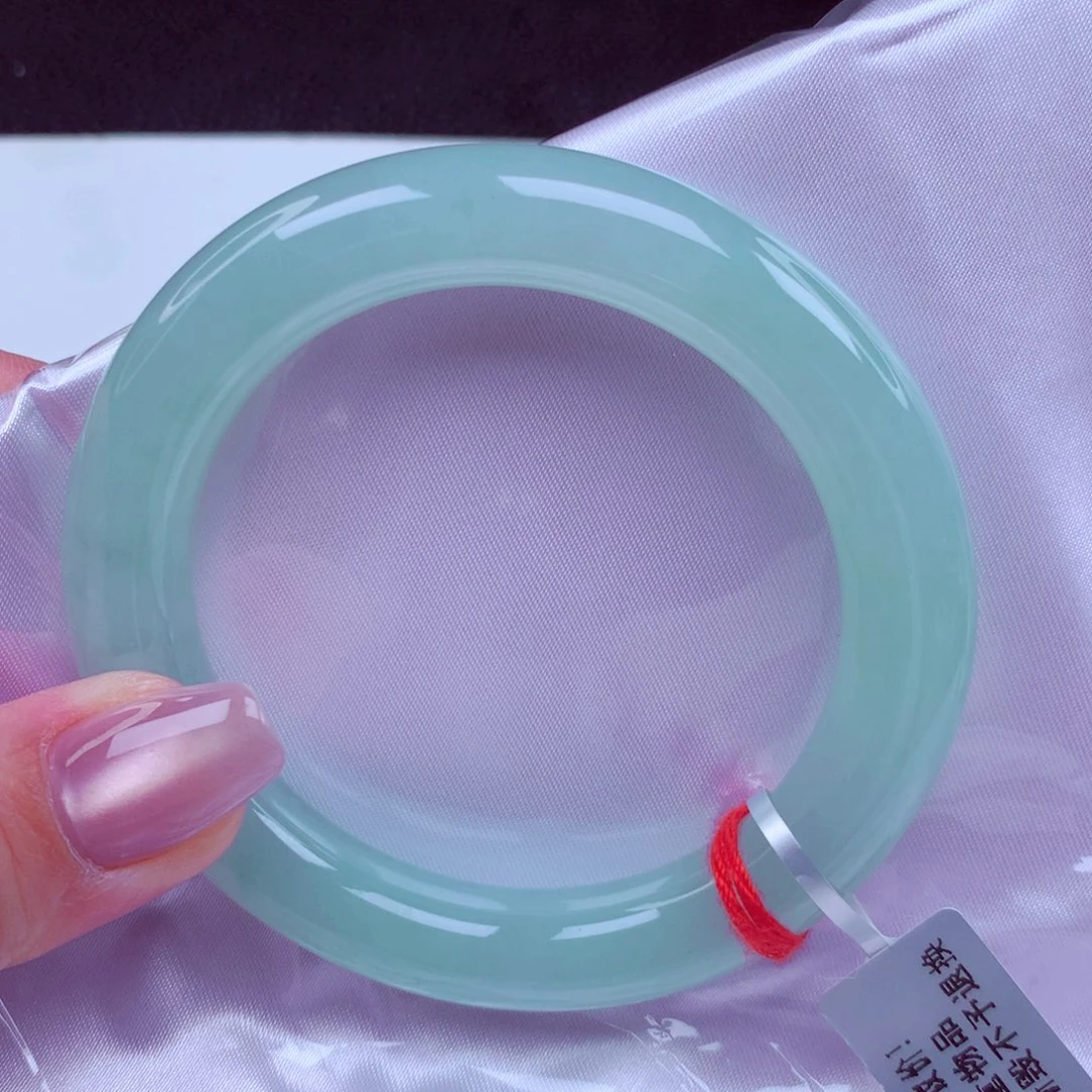 翡翠未镶嵌手镯手镯