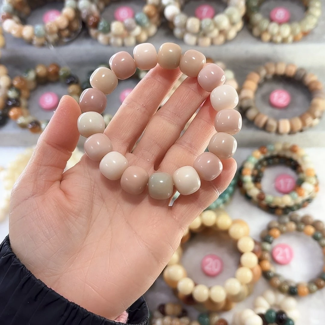 菩提根/象牙果手串d****e