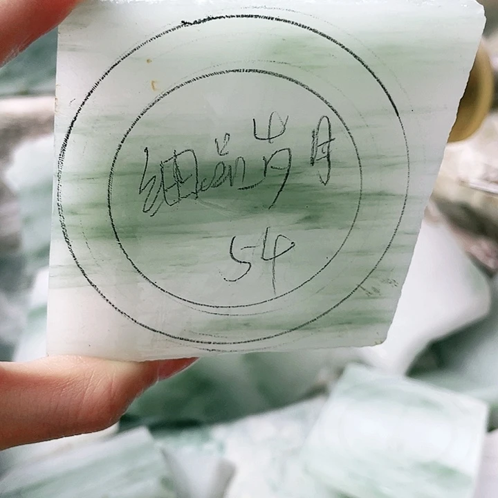 细***m定制石英质玉54圈口