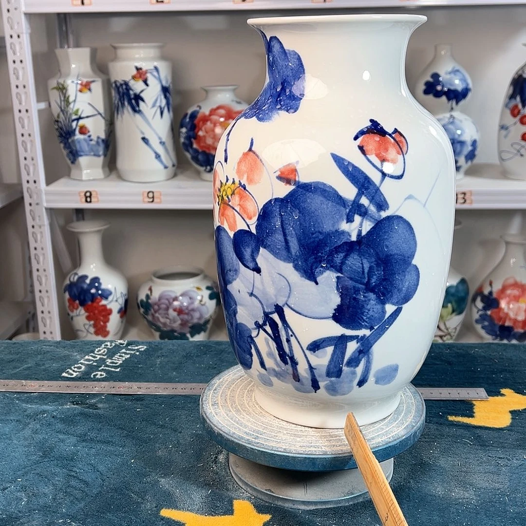 摆件景德镇陶瓷大冬红荷