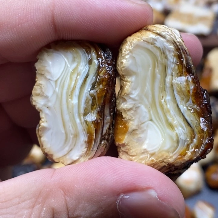 一***深未镶嵌定制琥珀琥珀蜜蜡定制