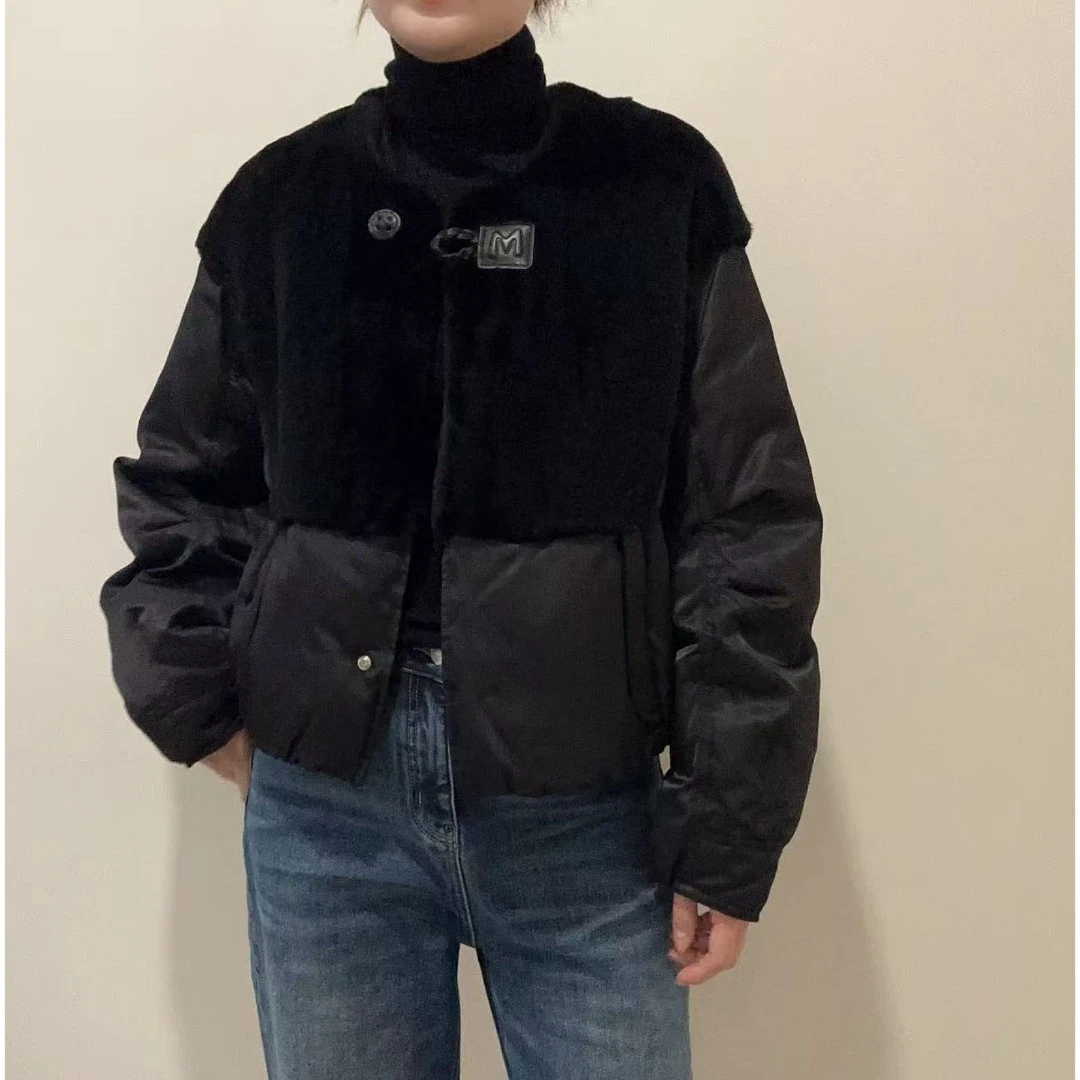 YIYI  2025冬款新品  时尚百搭胸前拼皮毛短款圆领羽绒棉服