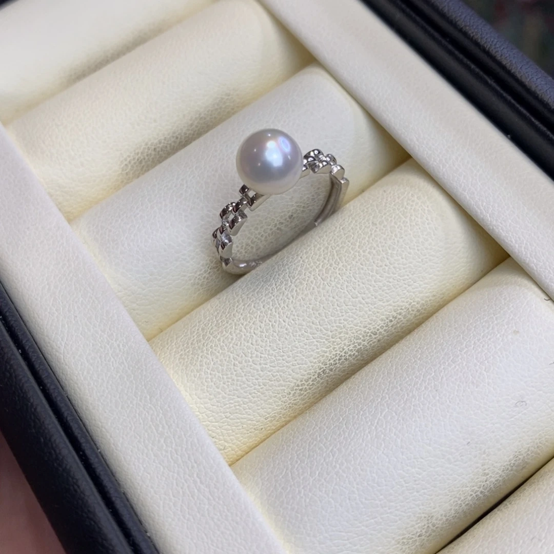 ಇ***࿐戒指淡水珍珠银S925镶嵌特价