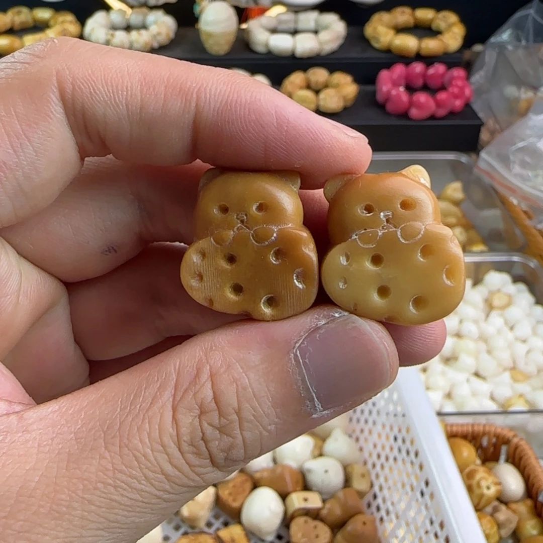 手串菩提根/象牙果微瑕疵风化奶酪熊6颗
