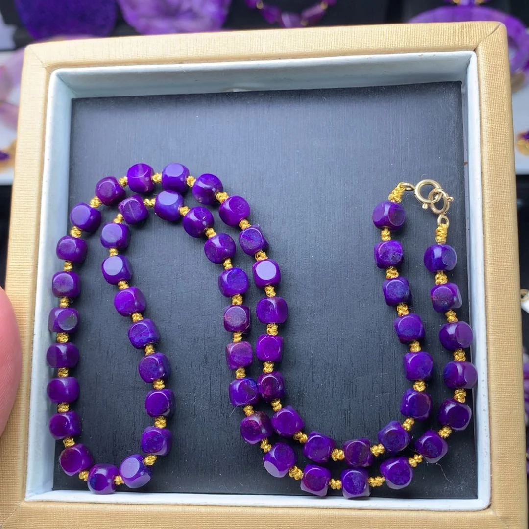 未镶嵌苏纪石（舒俱来）项链