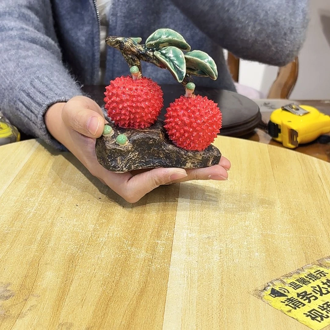 陶瓷双荔枝摆件陶瓷