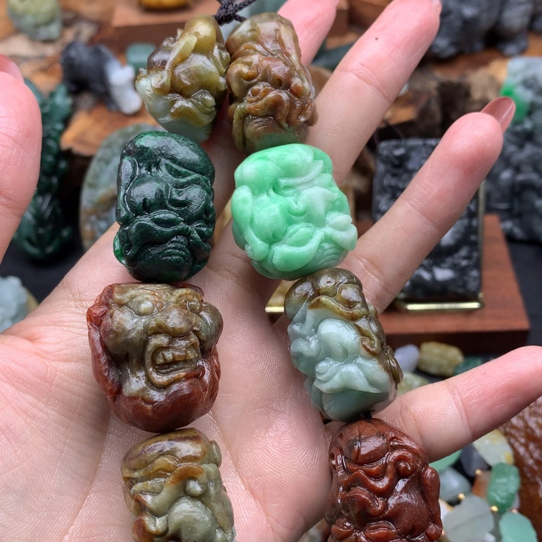 用***8定制翡翠未镶嵌翡翠