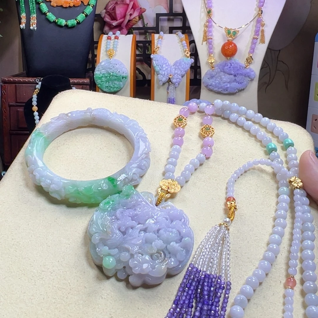 翡翠未镶嵌吊坠(赠链)紫三彩龙凤镯