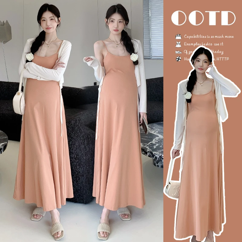 时髦孕妇装新款早秋法式显瘦网红时尚薄款宽松吊带裙加开衫两件套