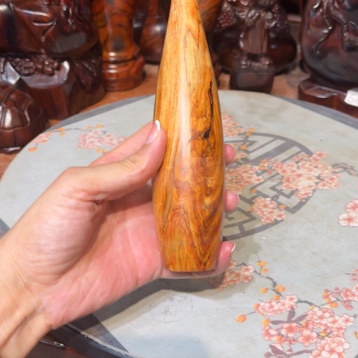 黄花梨/降香黄檀越黄小花瓶