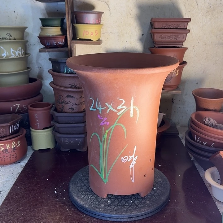 紫砂花盆，手工制作